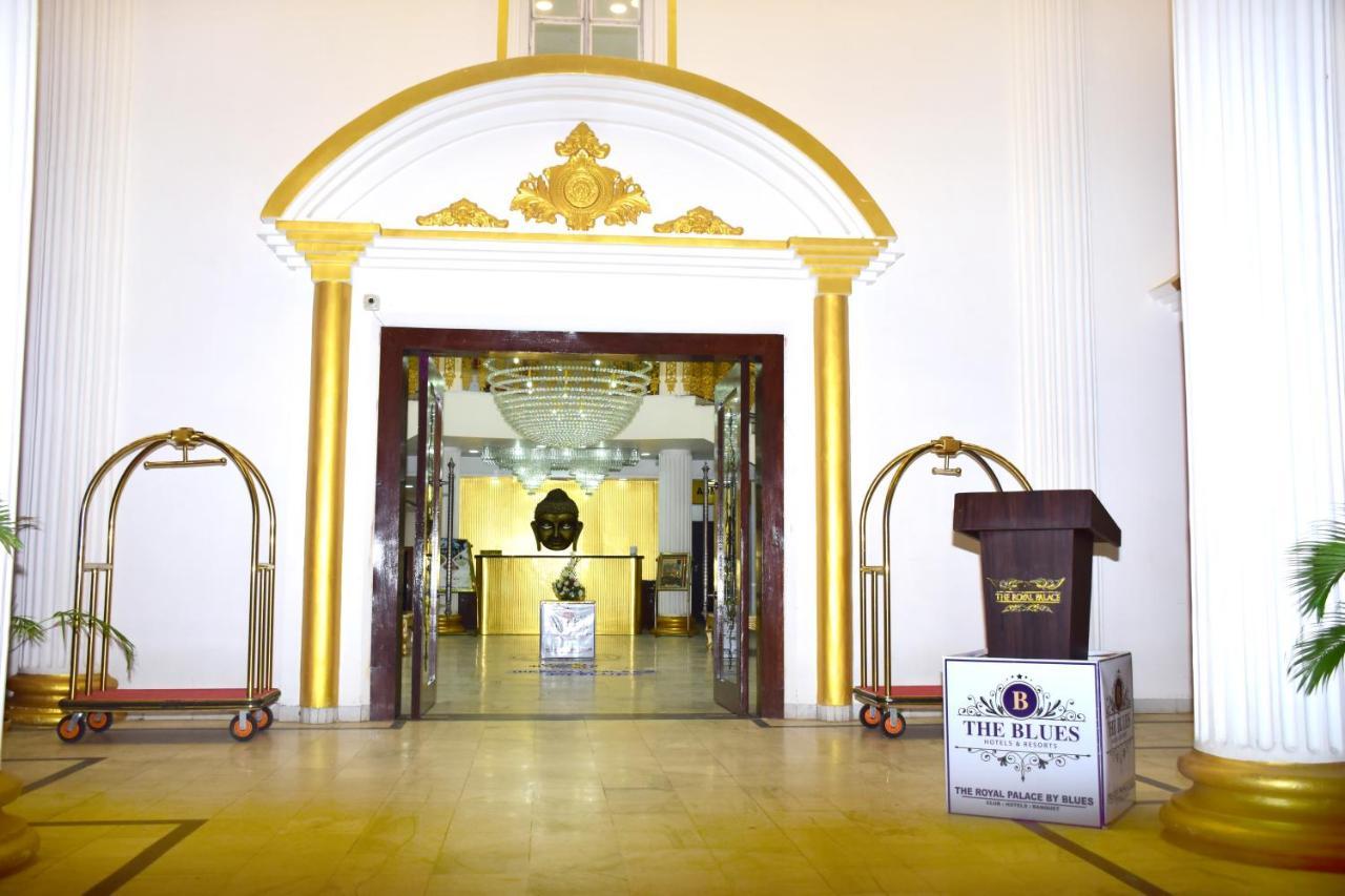 The Royal Palace Dewās Екстериор снимка